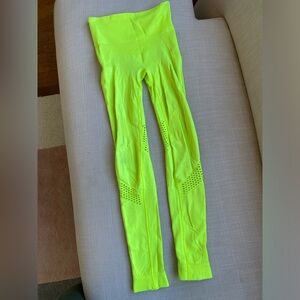 Alala Workout leggings